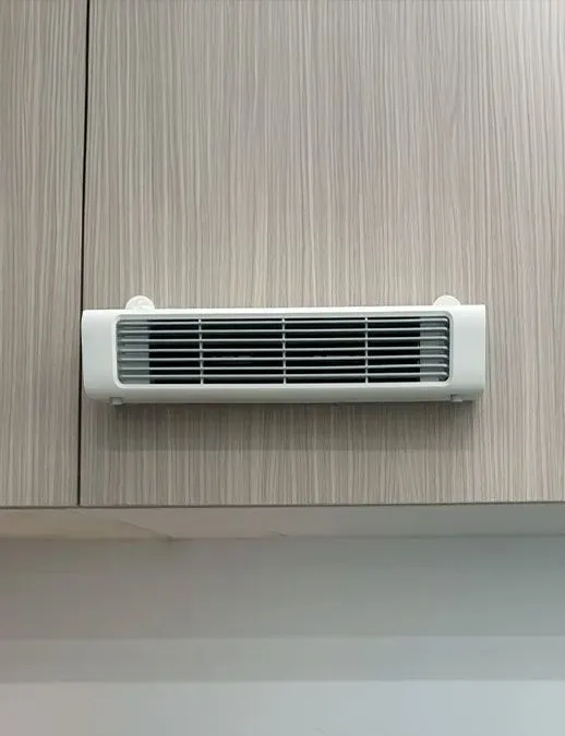 Qinux BreezaMax Portable AC in Kitchen